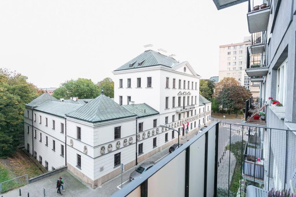 Piekne, Przestronne Mieszkanie Przy Placu Teatralnym. Warsaw Exterior photo